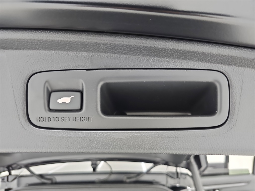 2026 Honda CR-V Hybrid Sport-L photo 17