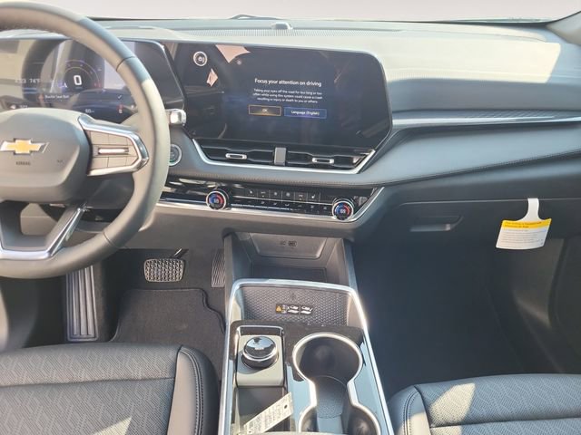 2026 Chevrolet Equinox LT photo 13