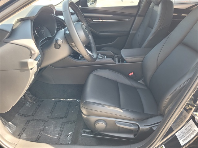 2025 Mazda Mazda3 2.5 Select Sport photo 3