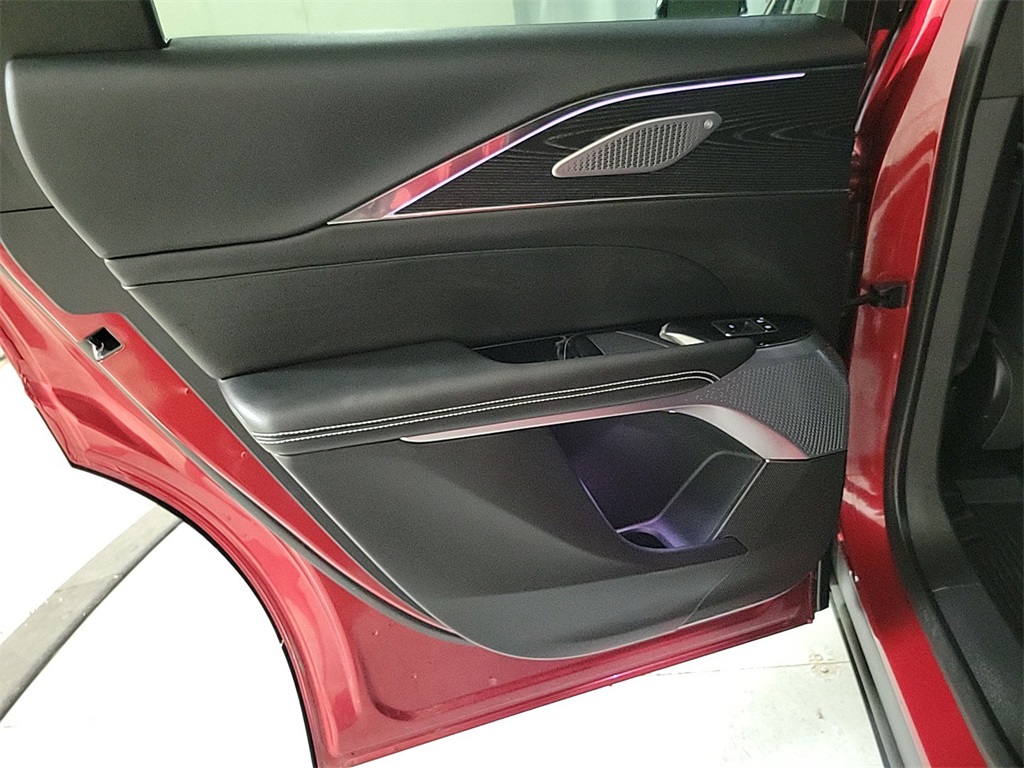 2024 CADILLAC LYRIQ - Image 21