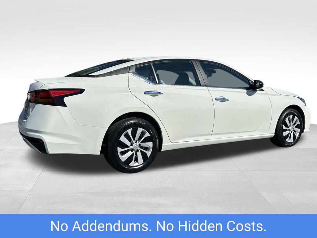 2025 Nissan Altima 2.5 S photo 4