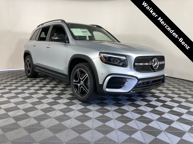 2024 Mercedes-Benz GLB Base's photo
