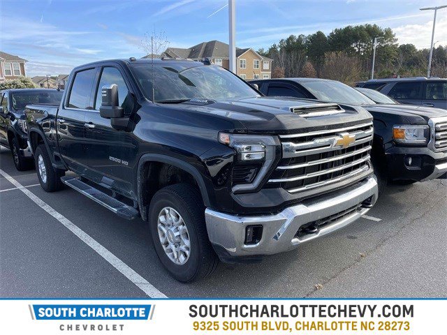 2024 Chevrolet Silverado 2500HD LTZ photo 4