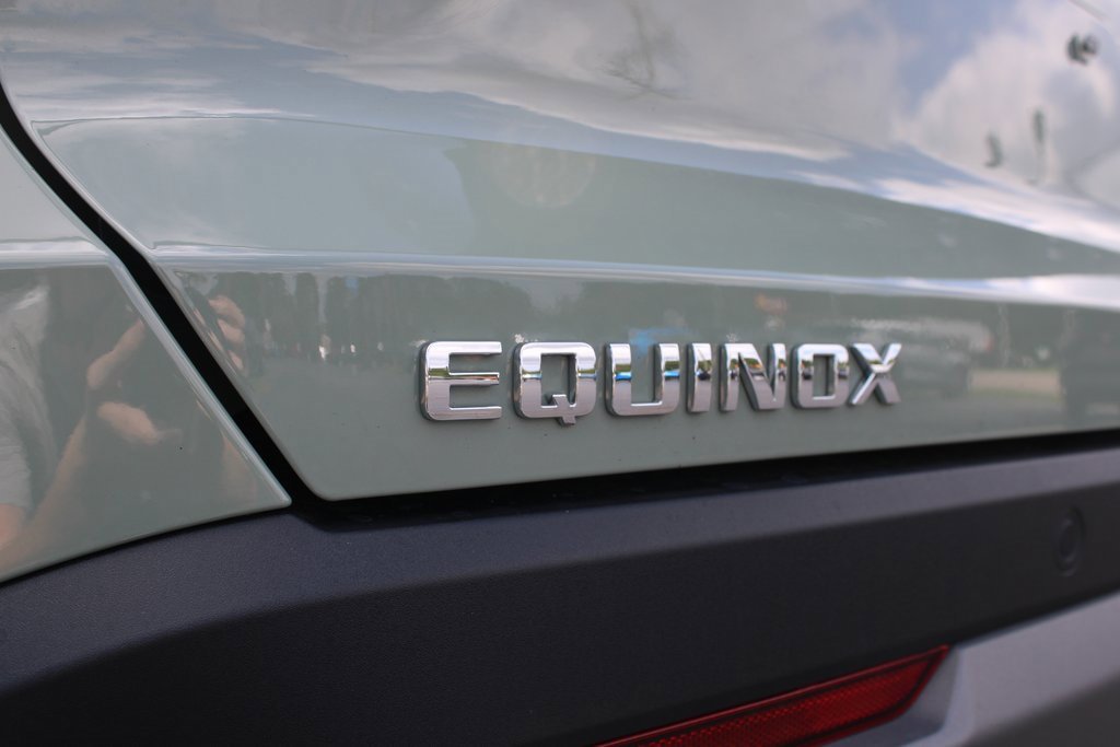 2026 Chevrolet Equinox LT photo 9