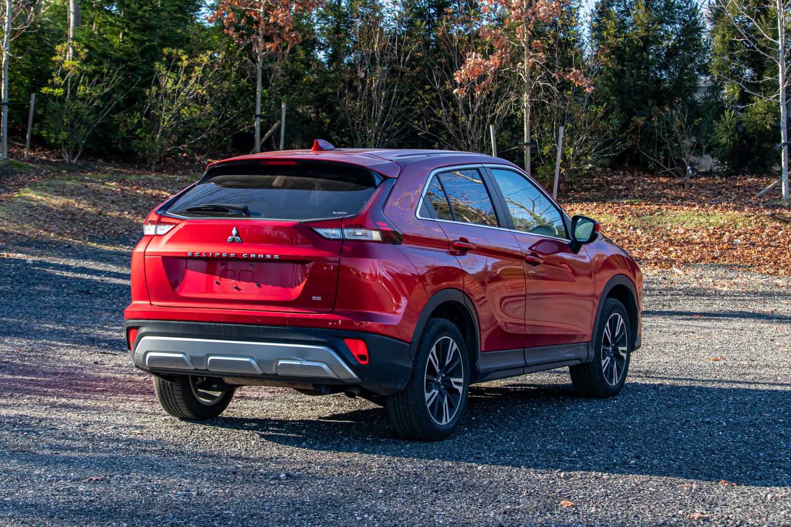 2024 Mitsubishi Eclipse Cross SE photo 3