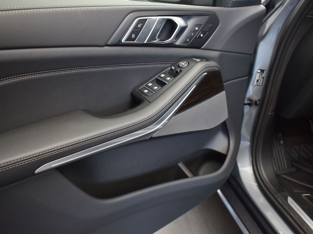 2026 Bmw X5 xDrive40i photo 9