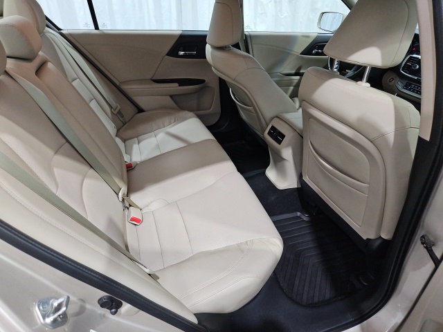 2013 Honda Accord EX-L photo 13
