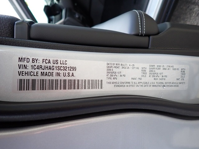 2025 Jeep Grand Cherokee Altitude X photo 14