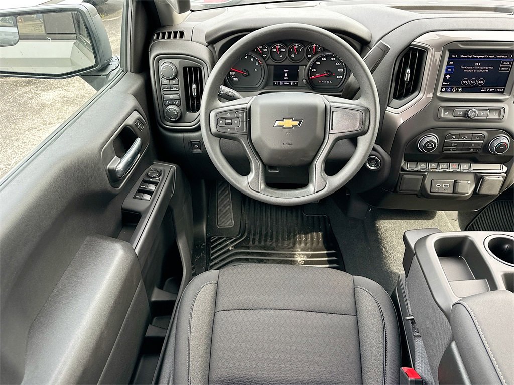 2025 Chevrolet Silverado 1500 Custom photo 15