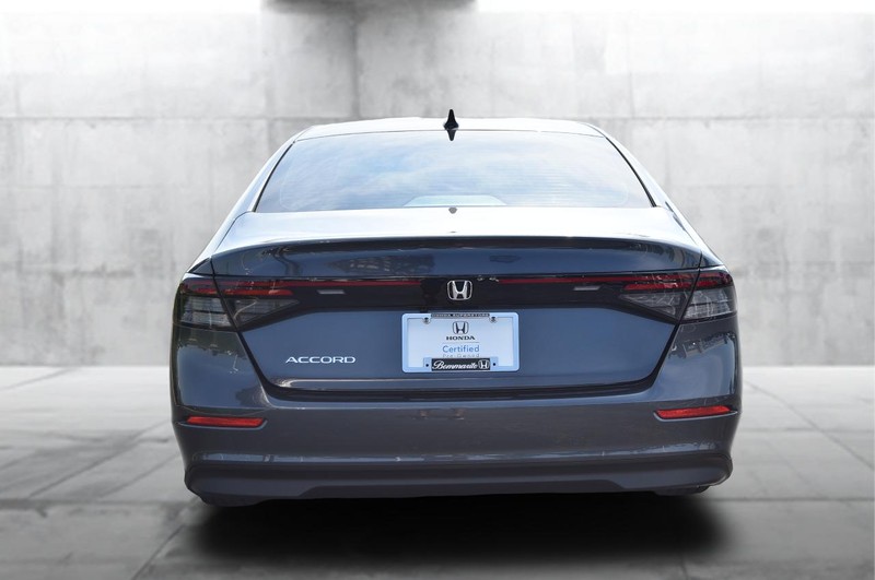 2025 Honda Accord SE photo 5