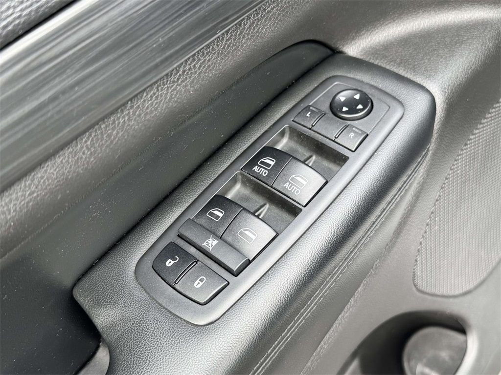 2019 Jeep Grand Cherokee Altitude photo 26