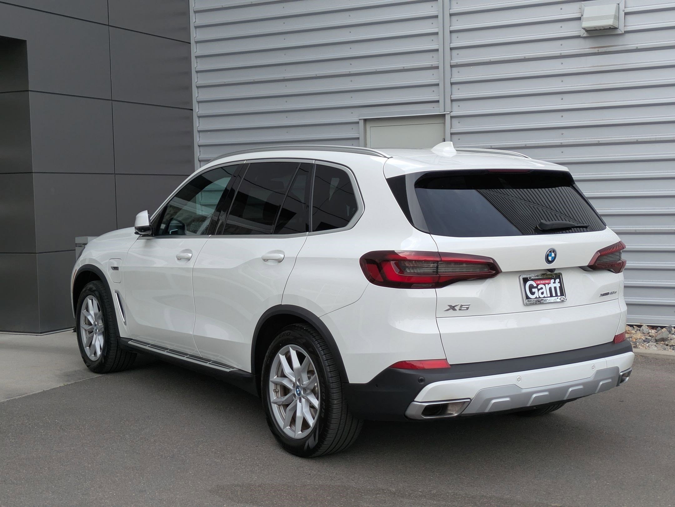 2023 Bmw X5 xDrive45e photo 3