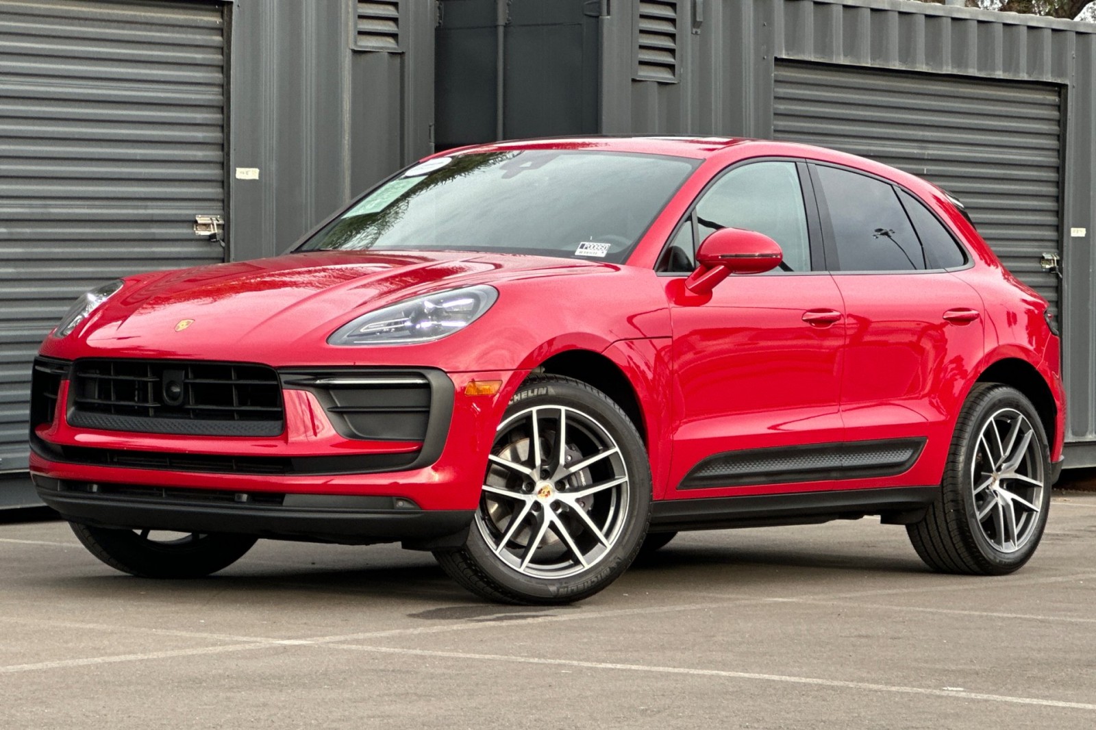 2024 Porsche Macan T