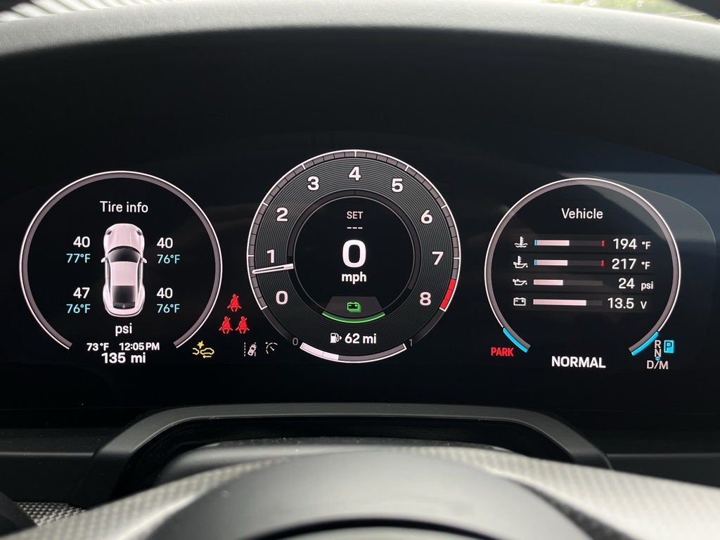 2025 Porsche 911 GTS photo 16