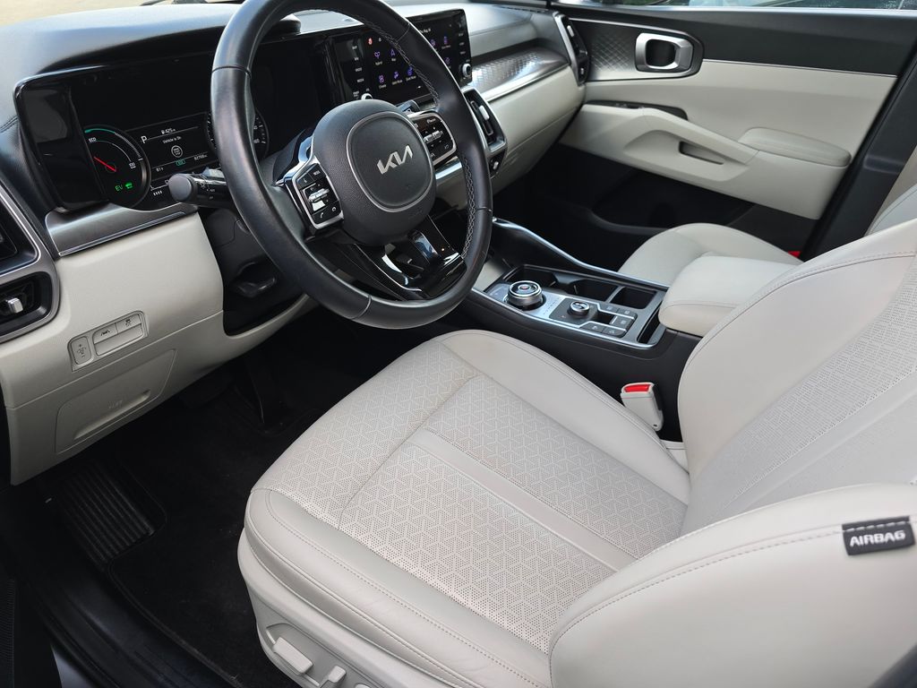 2022 Kia Sorento Hybrid S photo 11