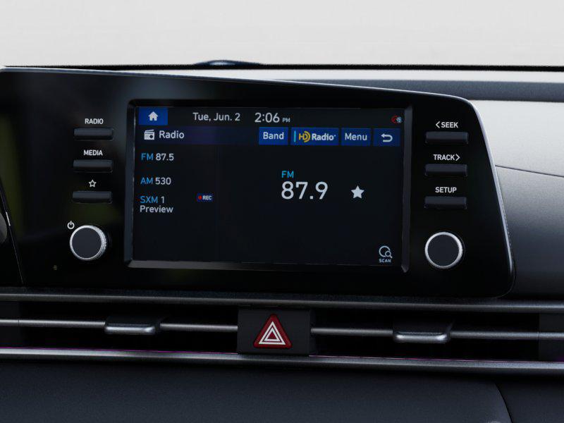 2025 Hyundai Elantra SE photo 13