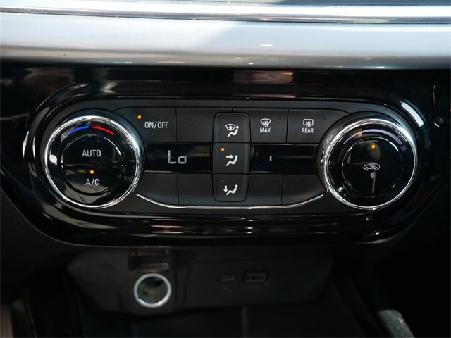 2024 Chevrolet Trax LT photo 22
