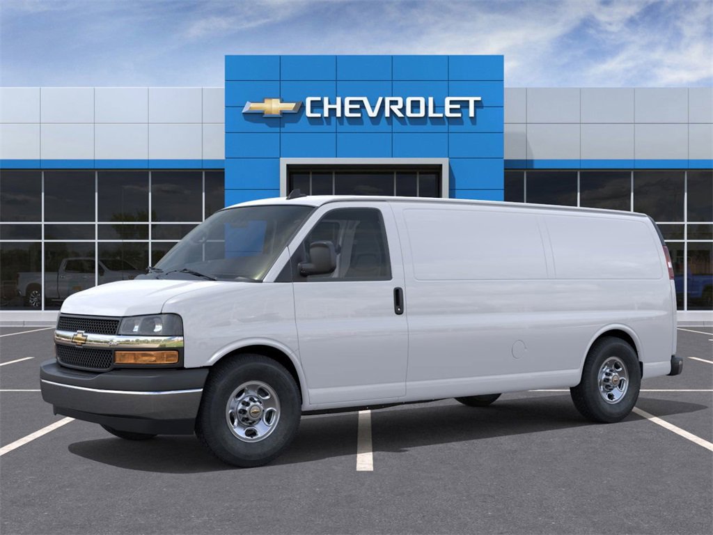 2025 Chevrolet Express Cargo 3500 photo 2