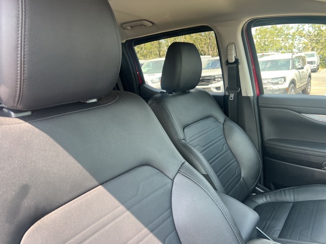 2025 Ford Ranger Lariat photo 7