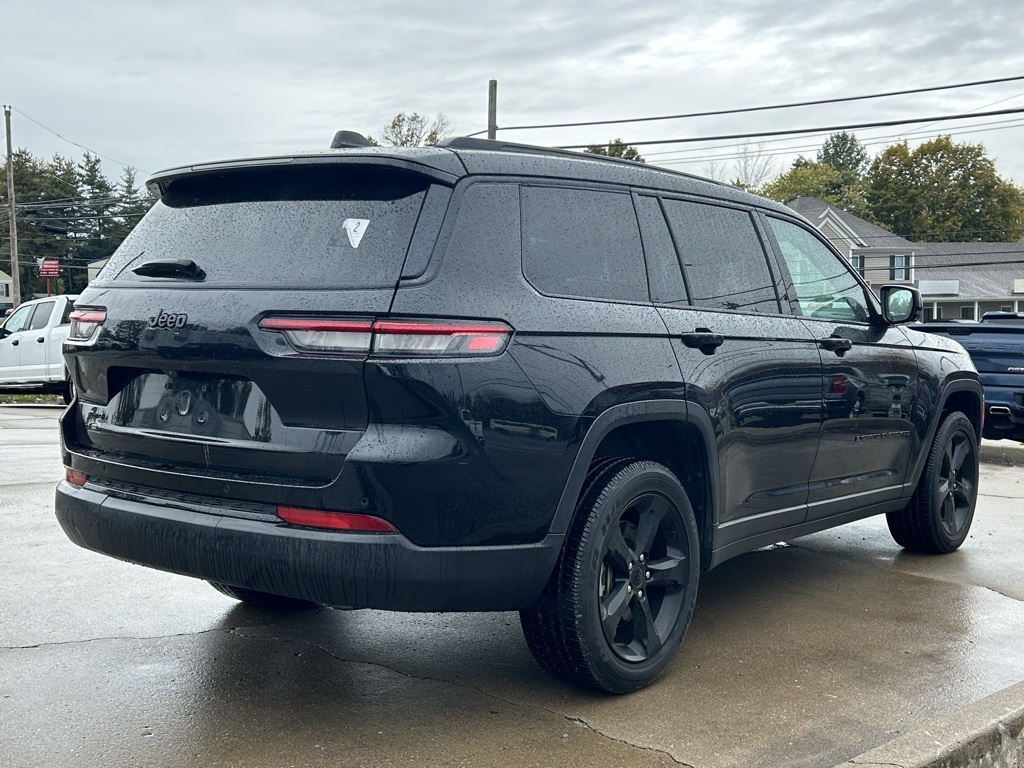 2023 Jeep Grand Cherokee Altitude X photo 3