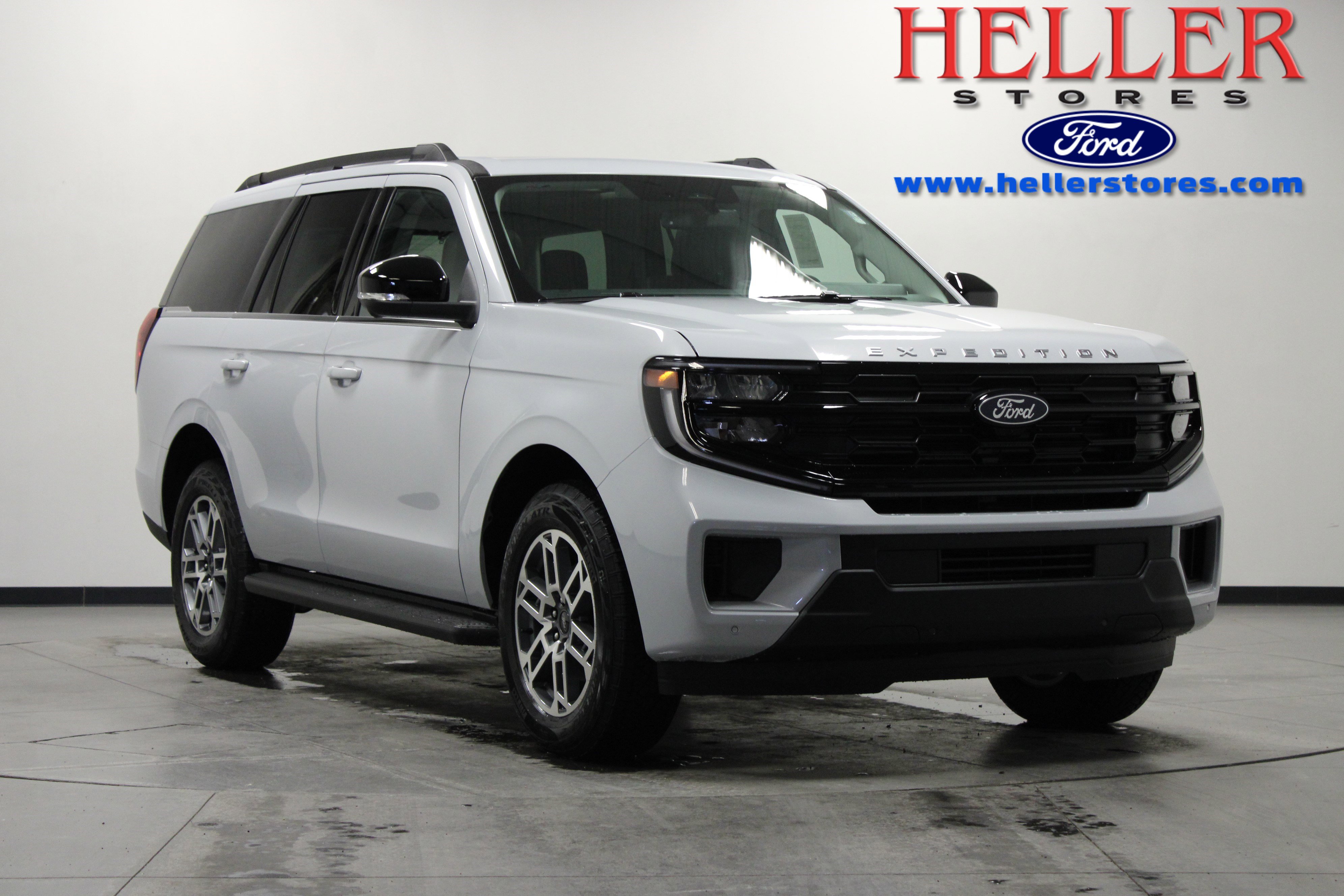 2025 Ford Expedition Active's photo