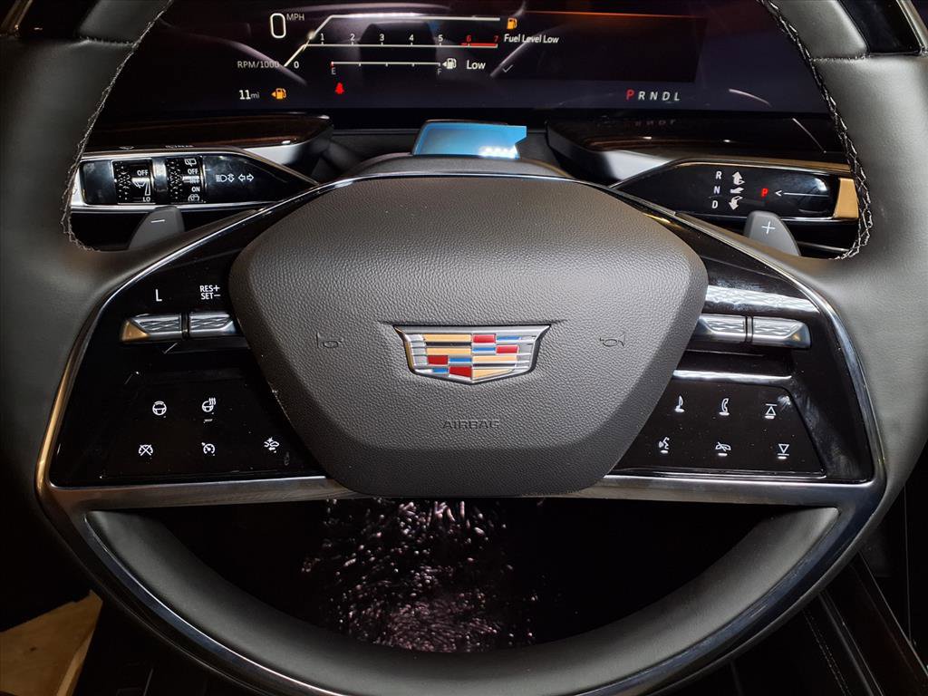 2025 Cadillac Escalade ESV Premium Luxury photo 18