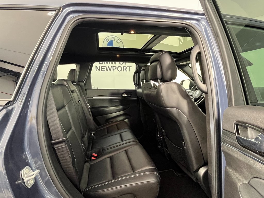 2021 Jeep Grand Cherokee Anniversary Edition photo 19