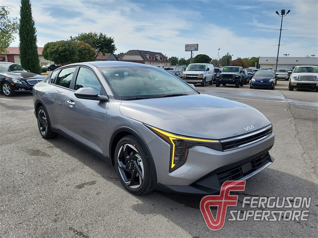 2025 Kia K4 EX's photo