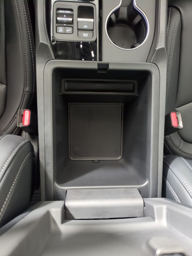 2025 Honda Pilot Touring photo 24