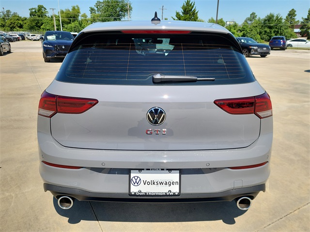 2025 Volkswagen Golf GTI SE photo 3
