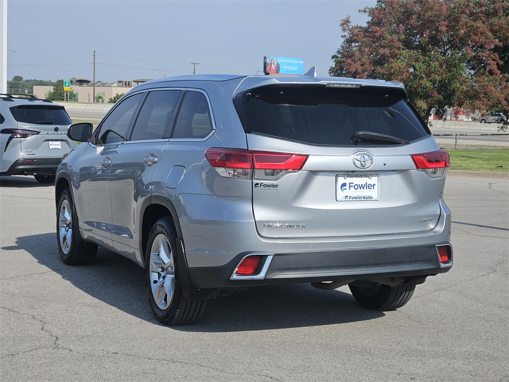 2018 Toyota Highlander Limited Platinum photo 4