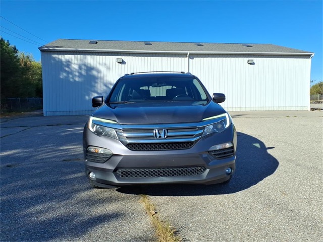 2017 Honda Pilot EX-L photo 2