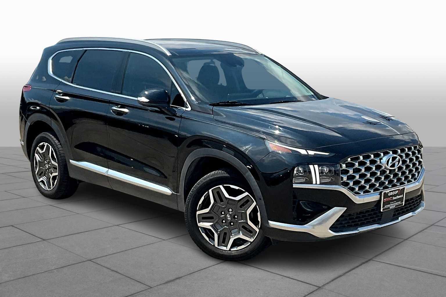 2022 Hyundai Santa Fe Limited Sport photo 2