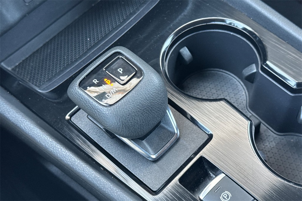 2023 Nissan Rogue SV photo 24
