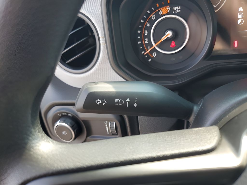 2025 Jeep Wrangler Sport photo 31