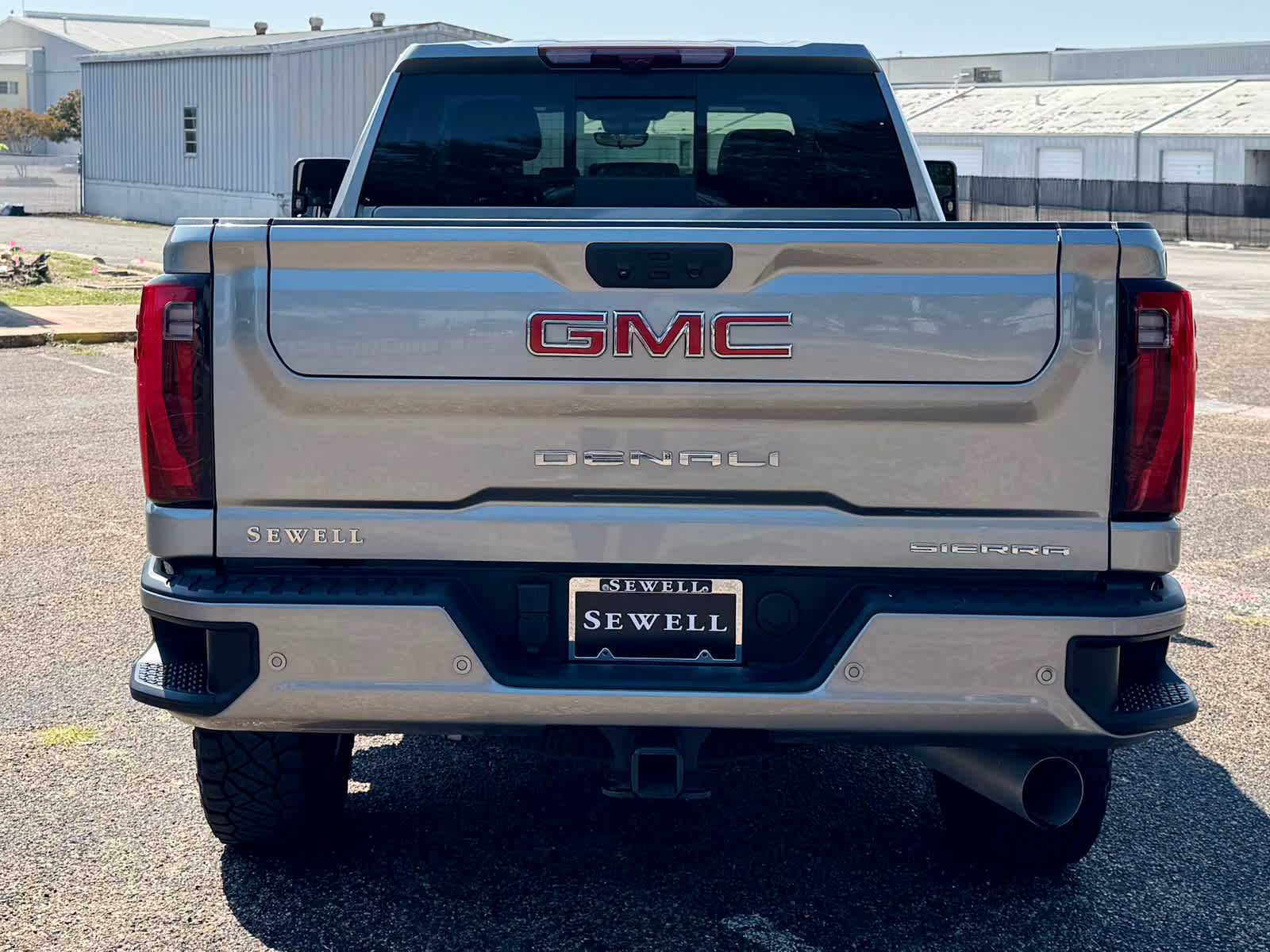 2024 Gmc Sierra 2500 HD Denali photo 4