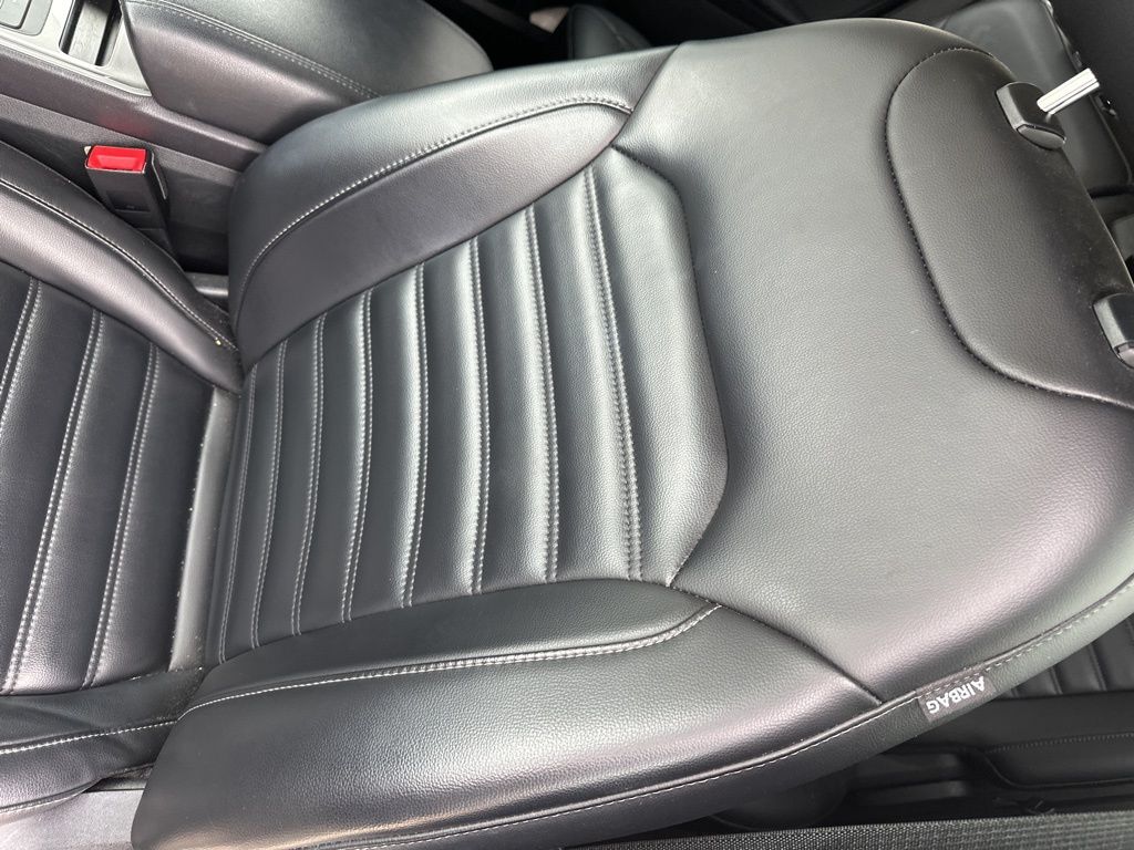 2024 Ford Edge SEL photo 3