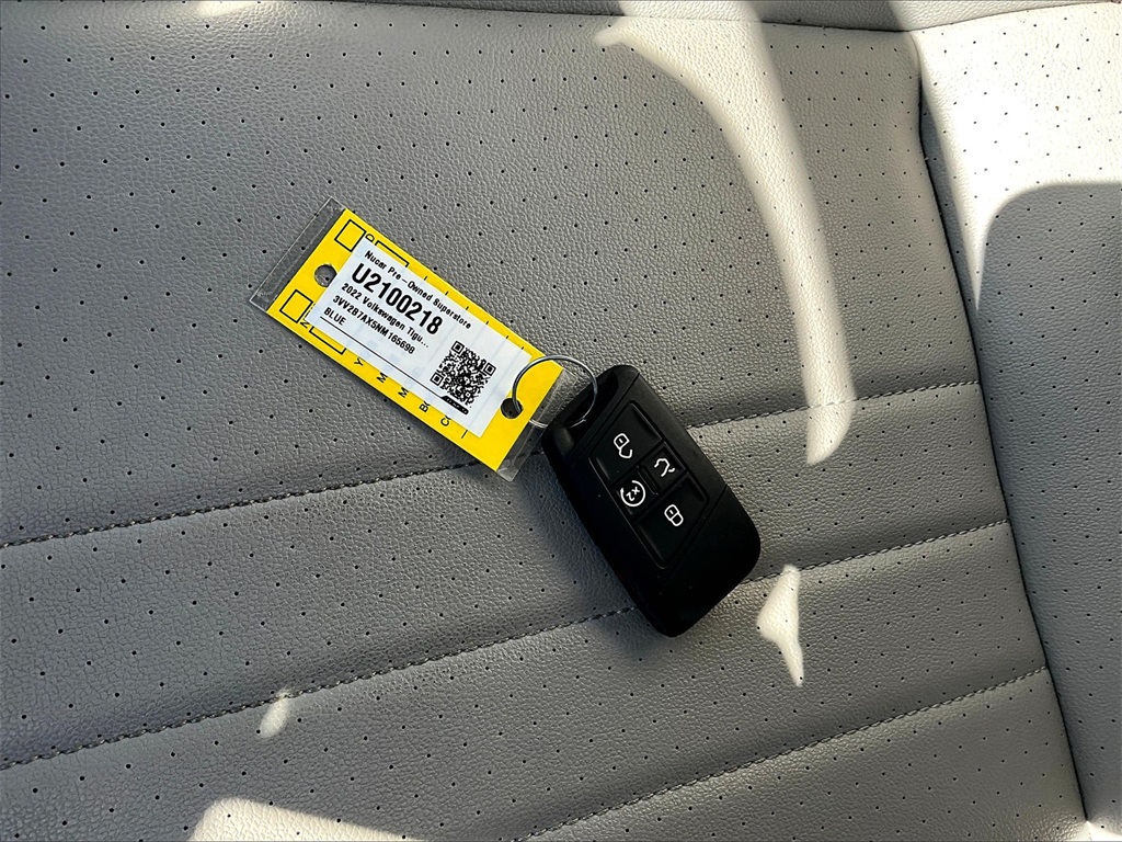 2022 Volkswagen Tiguan SE photo 25