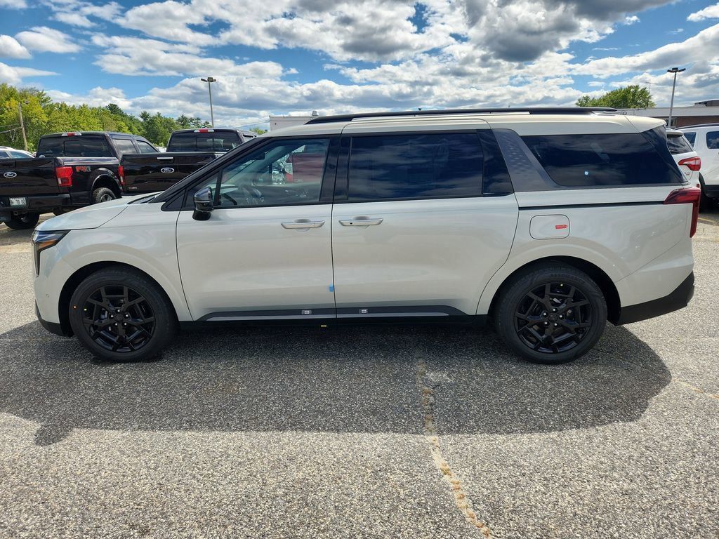 2026 Kia Carnival SX Prestige photo 4