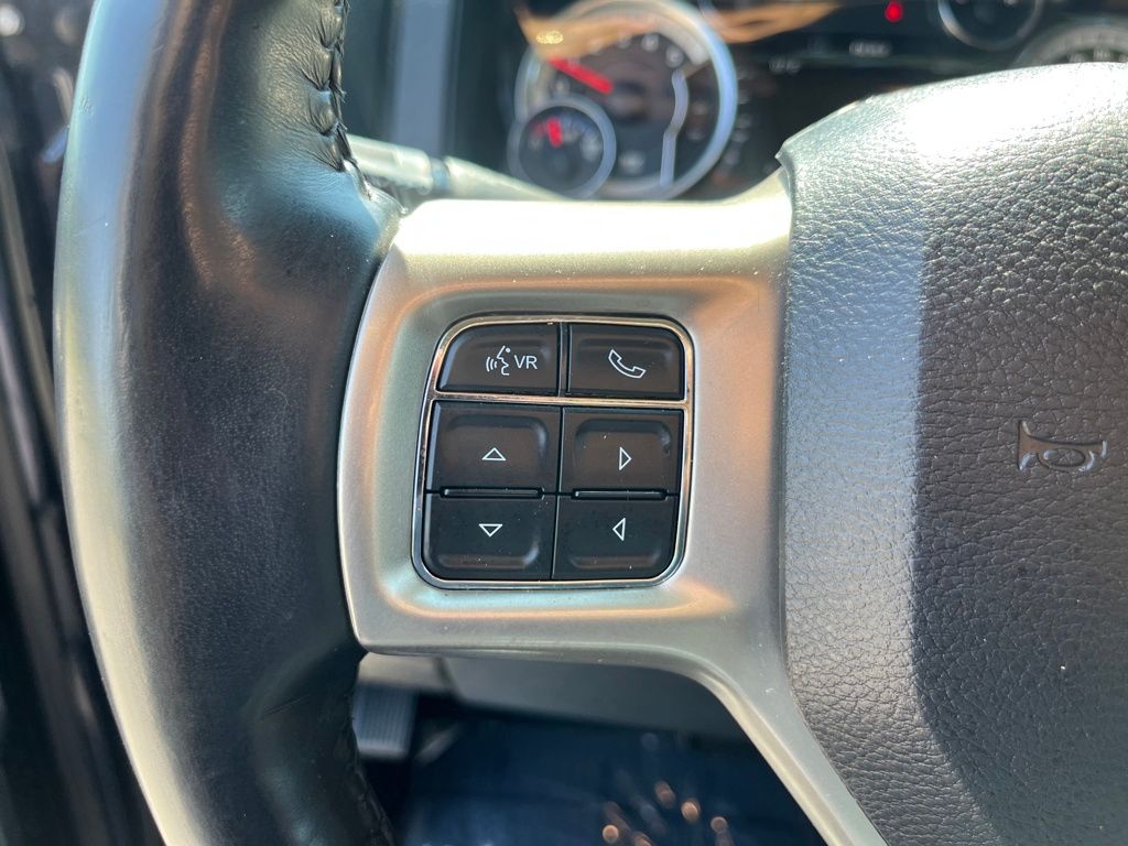 2018 Ram 1500 Laramie photo 14