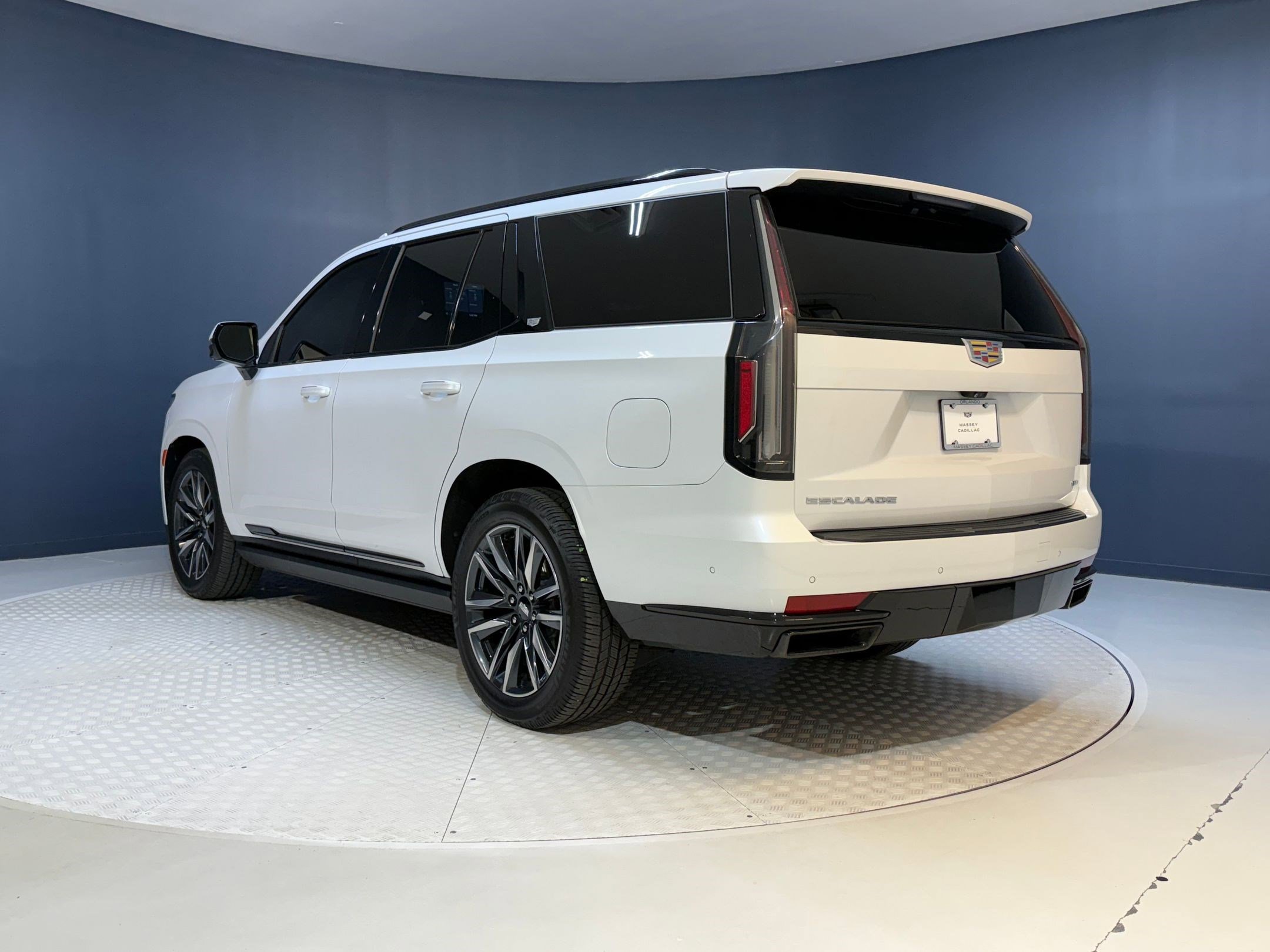 2021 Cadillac Escalade Sport photo 3