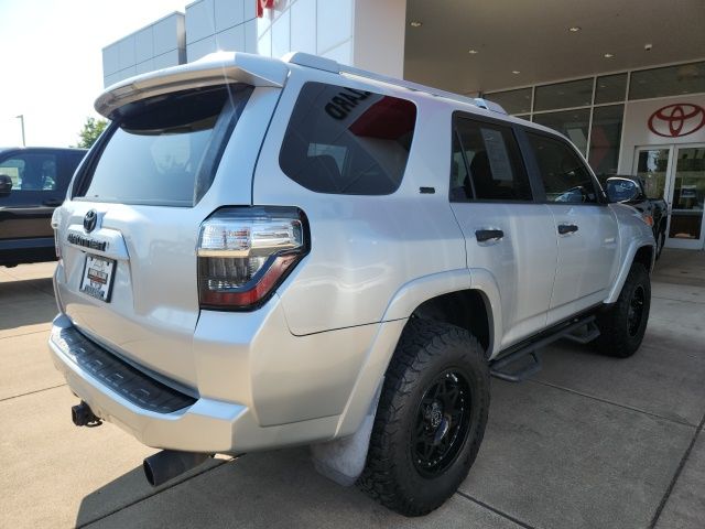 2017 Toyota 4Runner Limited SR5 Premium TRD Pro photo 9