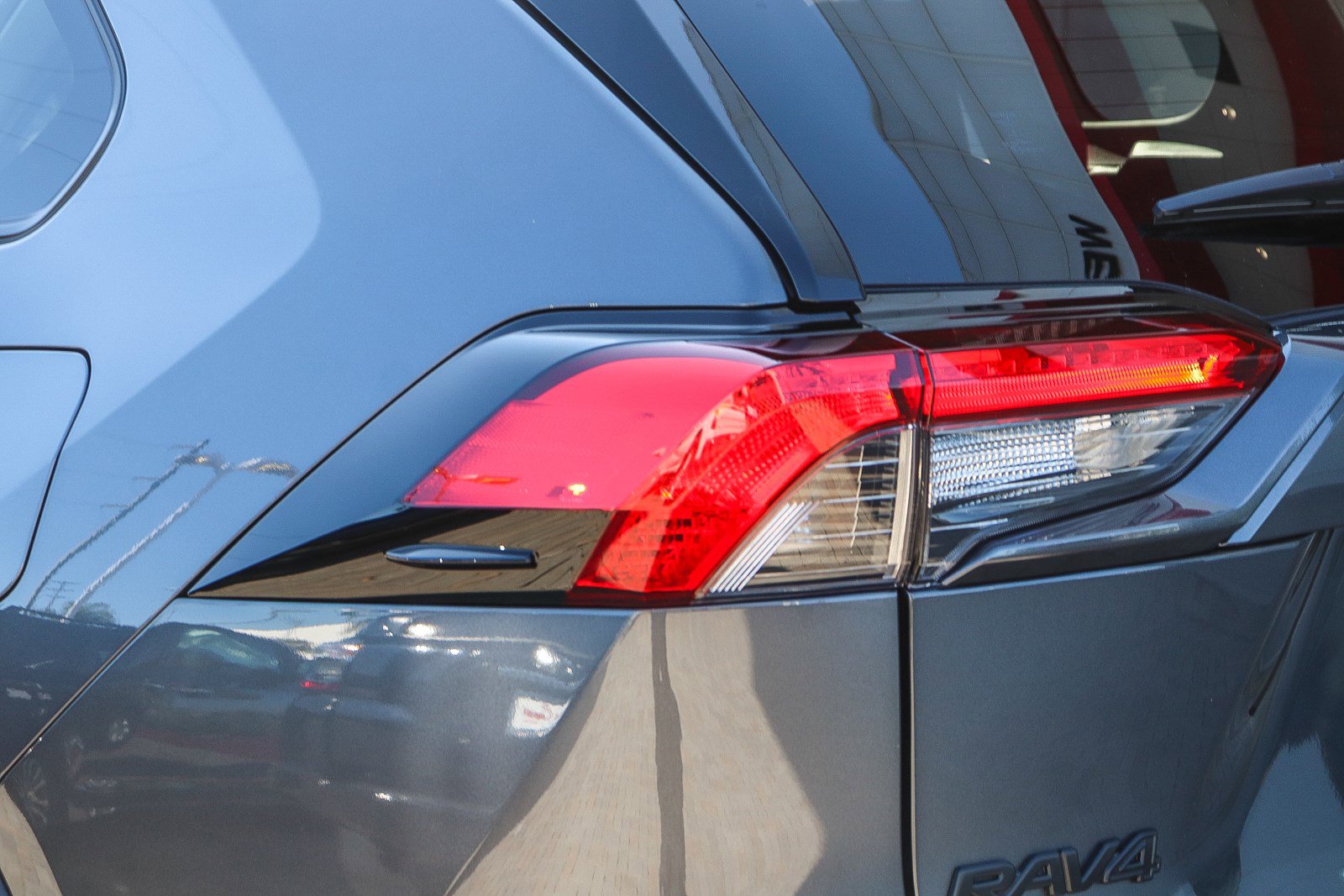 2025 Toyota RAV4 Hybrid LE photo 6