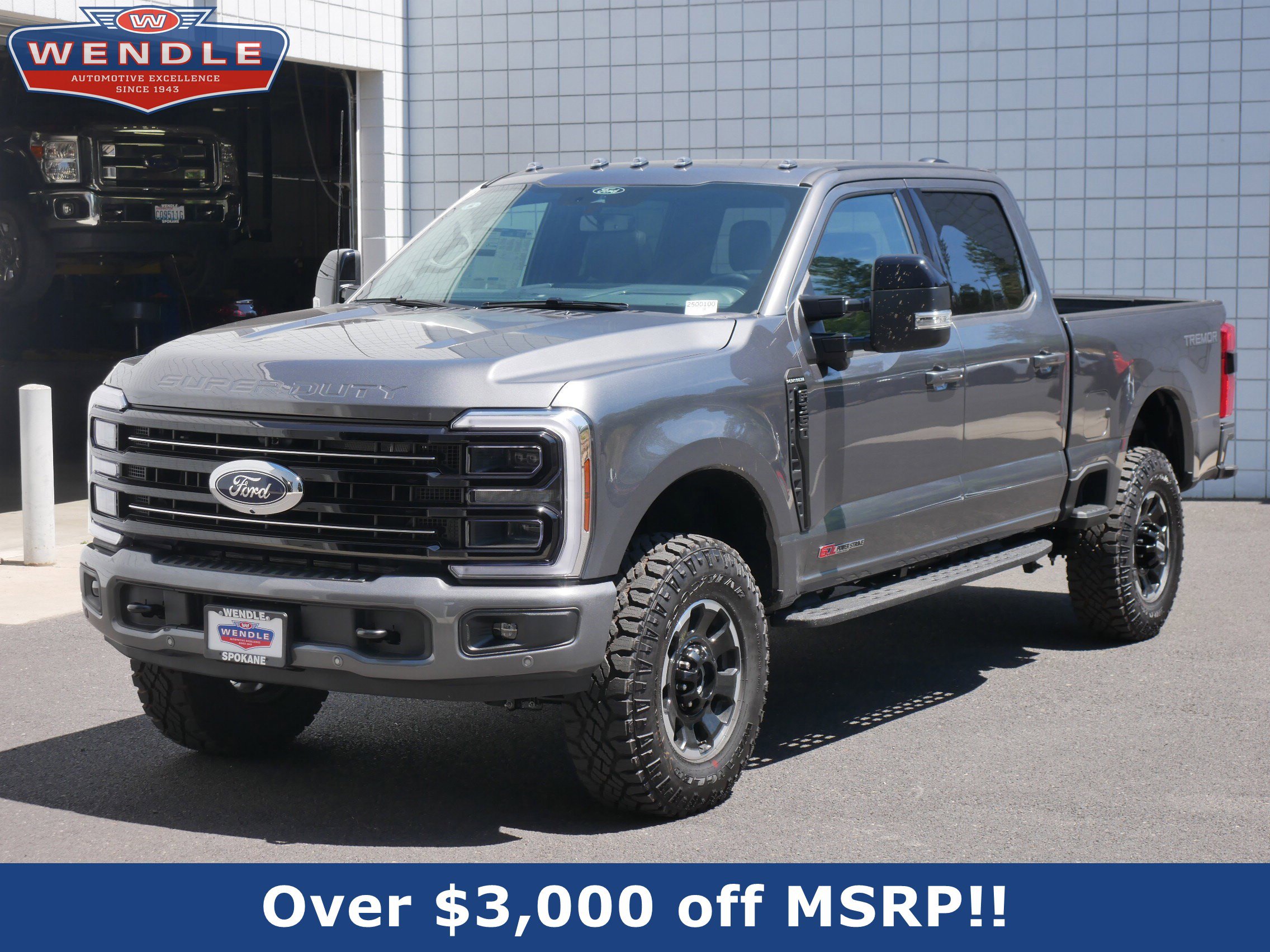 2025 Ford F-350 Super Duty Platinum's photo