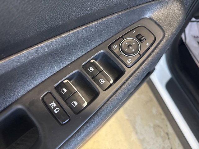 2020 Hyundai Santa Fe SEL photo 4