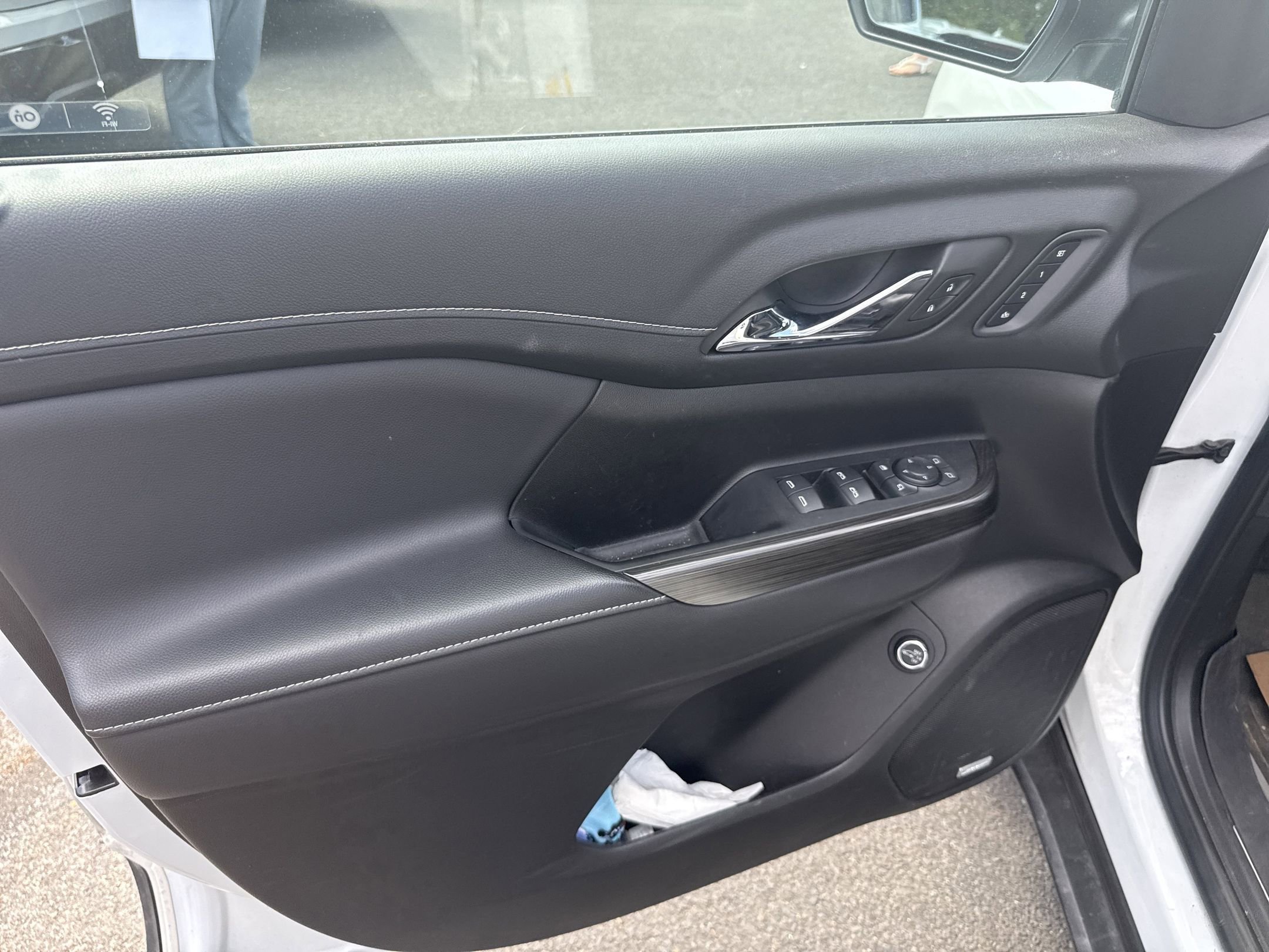 2023 Gmc Acadia SLT photo 5