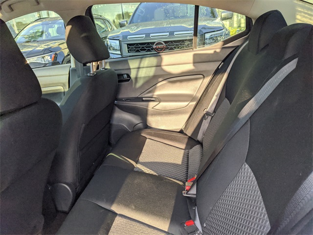 2024 Nissan Versa 1.6 S photo 14