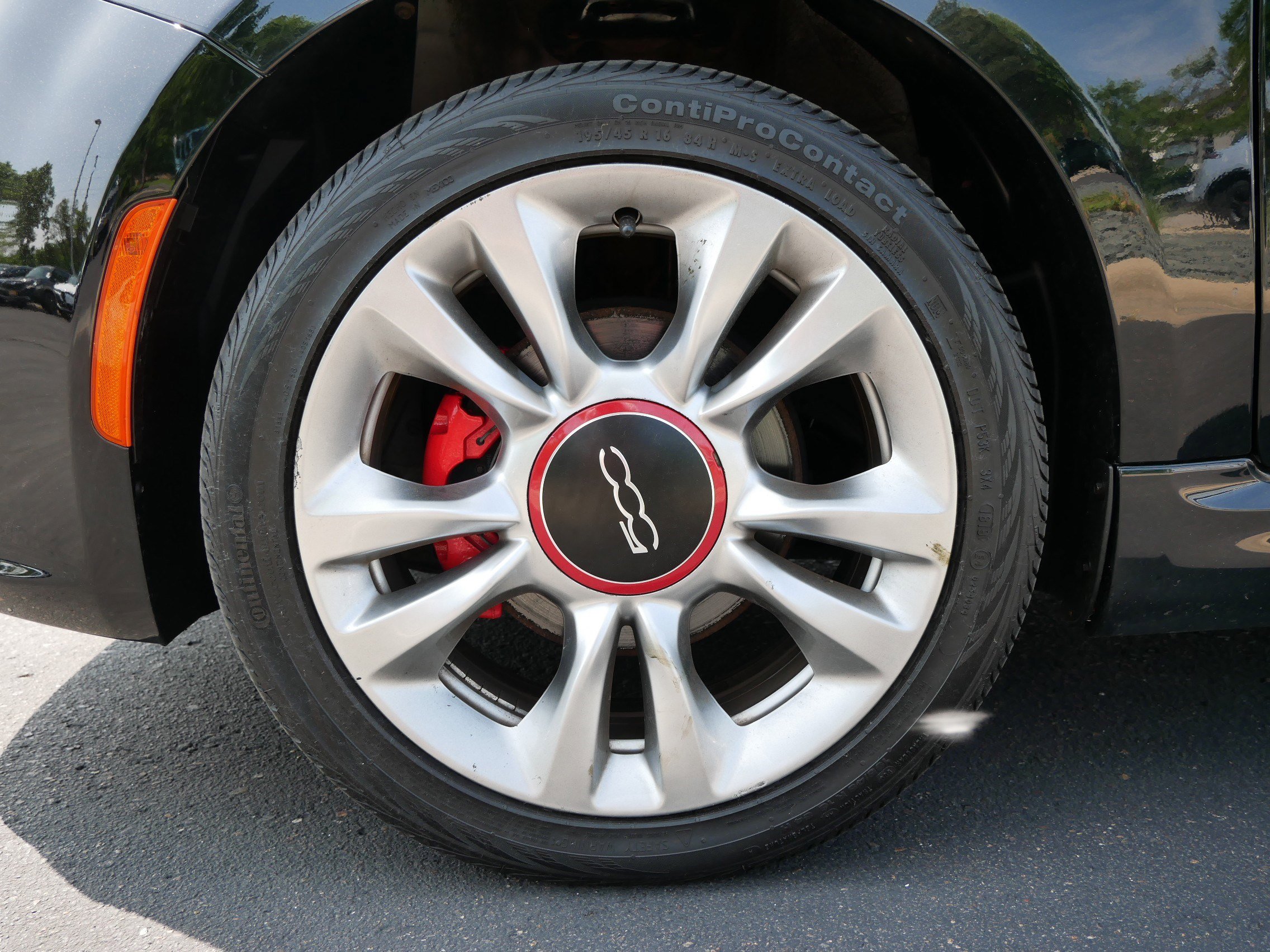 2015 Fiat 500 Sport photo 15