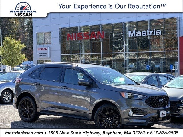 2022 Ford Edge ST-Line's photo