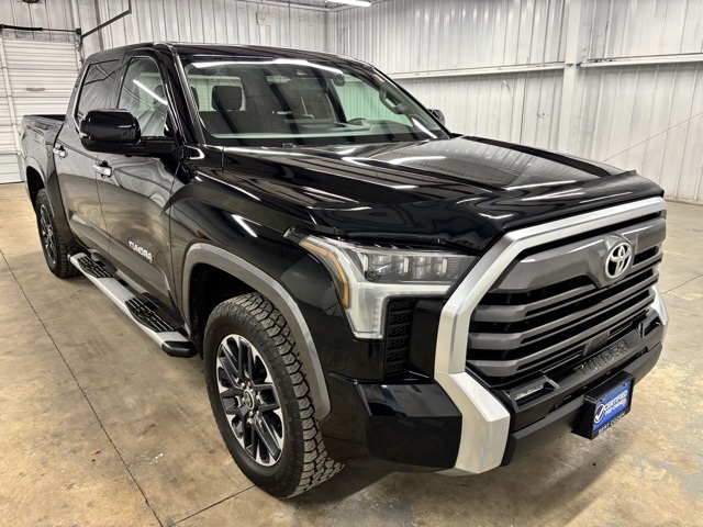 2023 Toyota Tundra Limited's photo